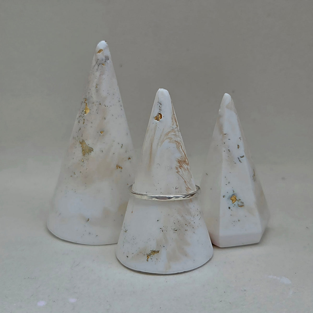 Marbled Ring Cone Set – Golden Neutrals